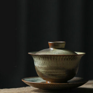 Handcrafted Gaiwan – Dark Brown with Subtle Gray Sheen | An Elegant, Exceptional Highlight for Every Gong Fu Cha Tea Ceremony