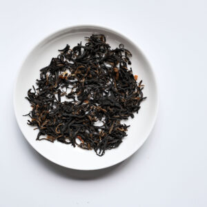 Fujian — Mòlì Hóng Chá (Jasmine Red Tea) | Elegant Chinese Black Tea · Jasmine Depth & Amber Warmth
