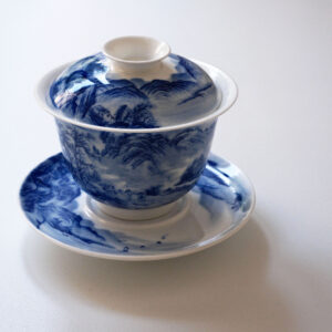 "Very Exclusive" Hand-Painted Jingdezhen Qinghua Gaiwan – Traditional Landscape Painting – Handmade Blue & White Porcelain for Gong Fu Cha | Unique Tea Ceremony Piece