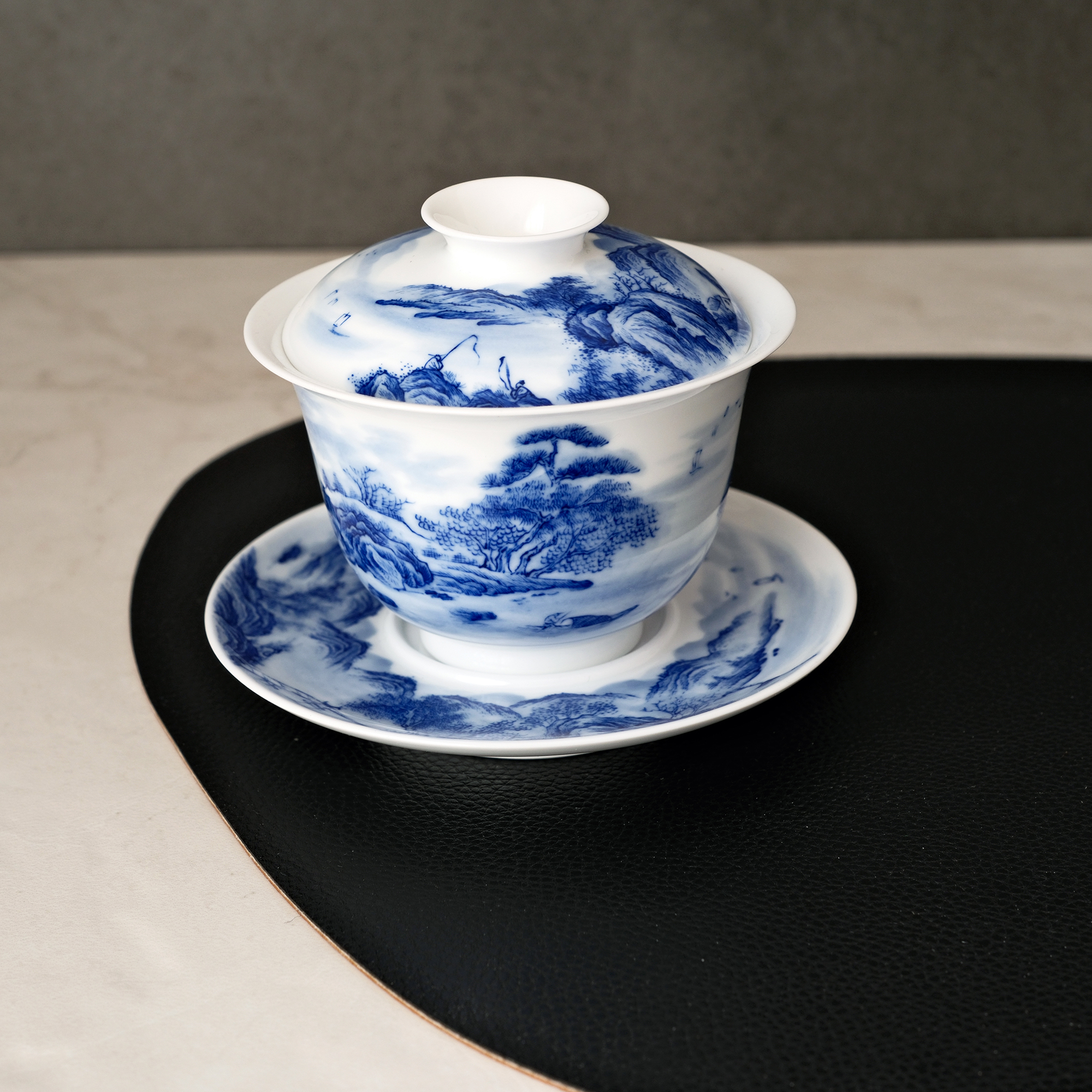 "Very Exclusive" Hand-Painted Jingdezhen Qinghua Gaiwan-Set – Traditional Landscape Painting – Handmade Blue & White Porcelain for Gong Fu Cha | Unique Tea Ceremony Piece - Image 14