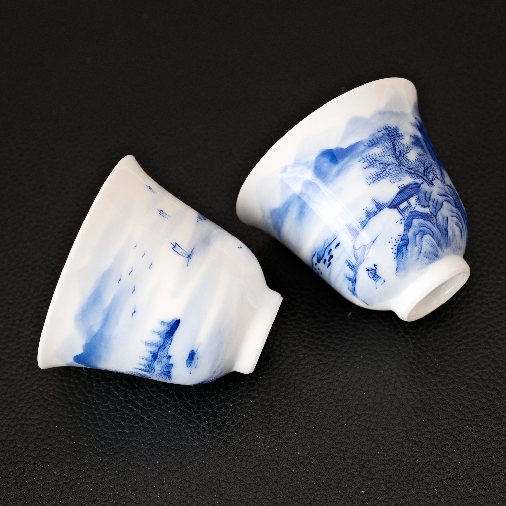 "Very Exclusive" Hand-Painted Jingdezhen Qinghua Gaiwan-Set – Traditional Landscape Painting – Handmade Blue & White Porcelain for Gong Fu Cha | Unique Tea Ceremony Piece - Image 21